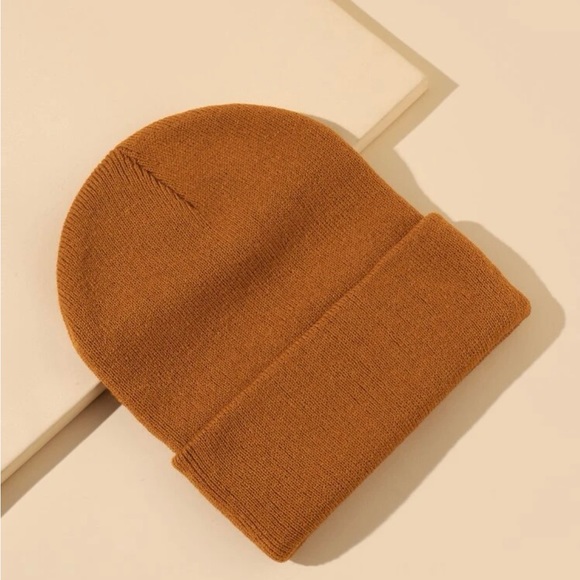 Winter Beanie ❄️ - Picture 6 of 9